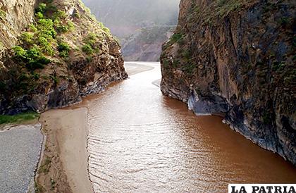 Río Grande donde se pretende ejecutar la hidroeléctrica Rositas /Chaski Clandestino
