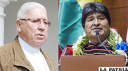 Monseñor Jesús Juárez (izq) y el Presidente Morales /La Prensa BO