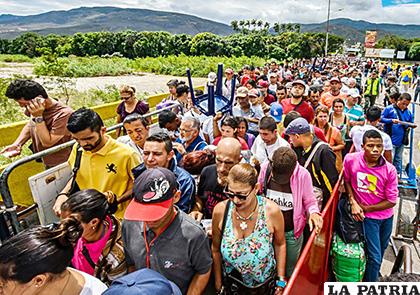 La crisis en Venezuela obliga a sus habitantes a migrar /VOCE.COM.VE

