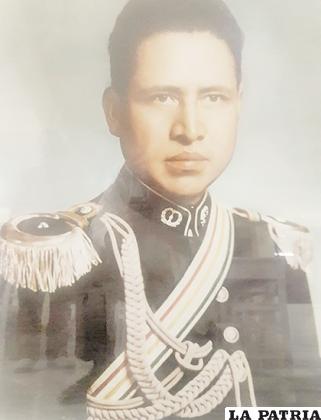 Cnl. Hermógenes Ríos Ledezma, uno de los últimos directores generales de Carabineros de Bolivia