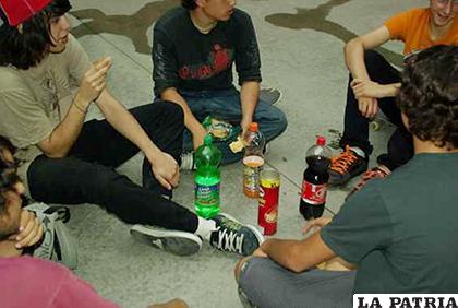Las menores acudieron a una reunión que incluía el consumo de alcohol /portal.andina.pe