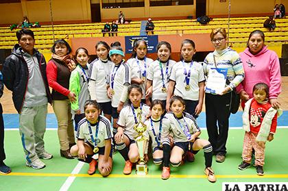 Mariscal Sucre representará a Oruro en la tercera fase en futsal