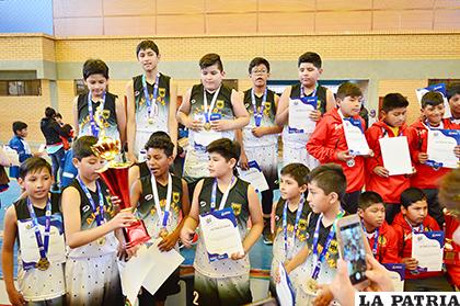 El equipo del colegio Alemán fue el más destacado en básquetbol