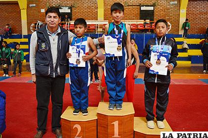 Ismael Pérez fue el primero en el nivel II