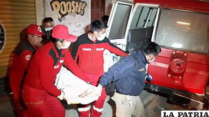 El cuerpo de la víctima fue trasladado a la morgue para realizar la autopsia de ley /LA PATRIA