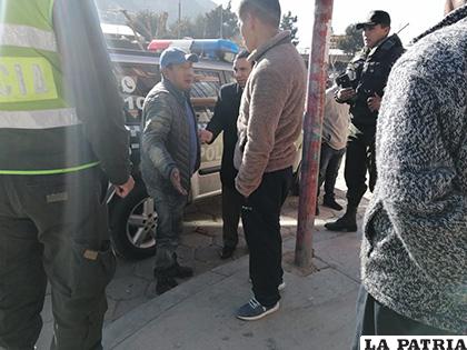 Según los denunciantes, no sería la primera vez que el alcalde conduce ebrio /LA PATRIA