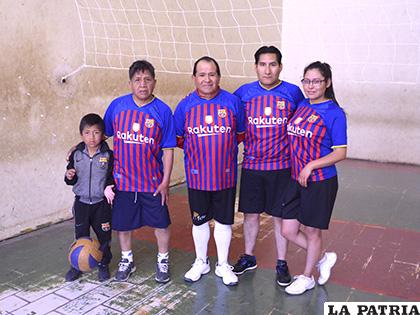 El equipo de Primero el Deporte con el objetivo de recuperar terreno /LA PATRIA /Carla Herrera