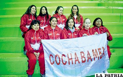El equipo de Comteco de Cochabamba /LA PATRIA /Reynaldo Bellota
