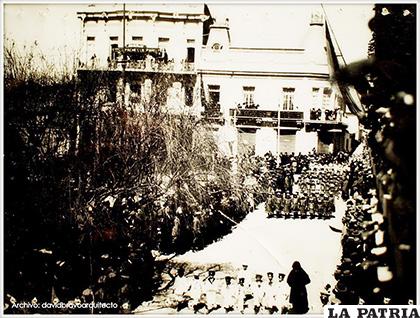 Fotografía del desfile de antaño /DAVID BRAVO