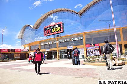 El nuevo módulo policial en la Estación de Autobuses Oruro servirá  para intensificar controles /LA PATRIA
