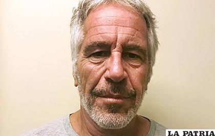 Jeffrey Epstein, el multimillonario, acusado de haber explotado sexualmente a decenas de niñas /EL PAÍS