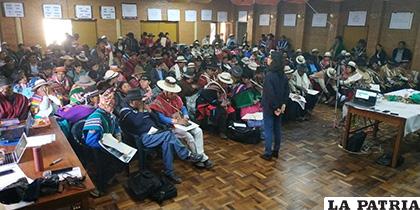 Encuentro Nacional de la Justicia Indígena Originaria Campesina (JIOC) /ERBOL