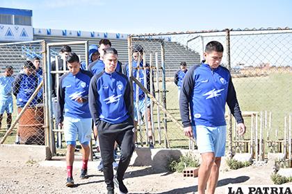 Los jugadores hicieron acto de presencia y luego se fueron /LA PATRIA /Reynaldo Bellota