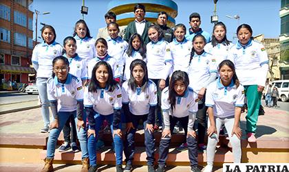 La Selección orureña de futsal Sub-16 con la ilusión de cumplir buena campaña /LA PATRIA /Alex Zambrana