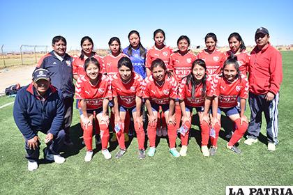 El equipo de Independiente que logró la clasificación a la segunda fase /LA PATRIA /ARCHIVO