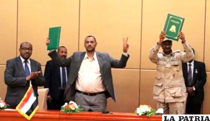 Oposición y militares sudaneses firmaron preliminarmente el acuerdo constitucional /telesurtv.net