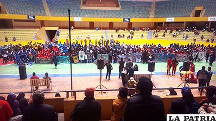 Durante el acto de inauguración del torneo en la categoría Menores /Cortesía Raúl Reyes