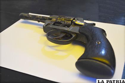 El arma de fuego es antigua, de acuerdo a la Ley 400, el portar un arma de fuego de manera ilícita, es un delito /LA PATRIA
