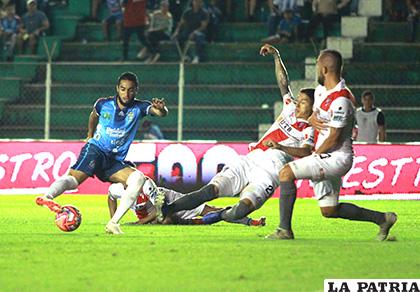 Blooming ganó 1-0 la última vez que jugaron en Santa Cruz el 21/04/2019 /APG