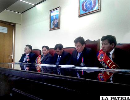 Autoridades judiciales durante la rendición pública de cuentas del Tribunal Departamental de Justicia de Oruro /TDJ