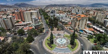 Vista panorámica de la ciudad de Cochabamba y su modernidad