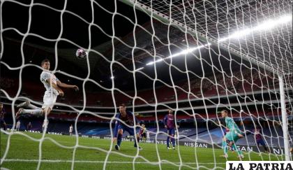 Bayer, se aprovechó de un desconocido Barcelona /as.com