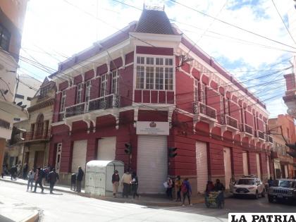 La Fiscalía de Oruro atendió el caso de las personas ebrias /LA PATRIA
