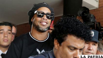 Ronaldinho finalmente quedó libre y ahora retornará a su país /marca.com