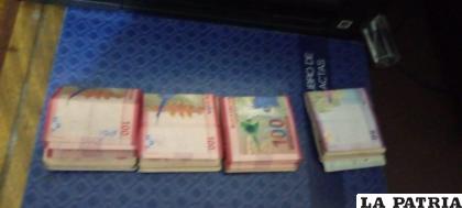 El presunto dinero que reclama que sea devuelvo la imputada /LA PATRIA