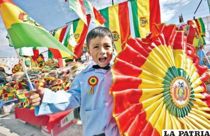 El orgullo de ser boliviano se lo siente en cualquier confín del planeta /CANAL 7