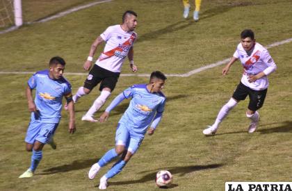 Bolívar pudo sacar un valioso empate en su visita a Nacional Potosí /APG