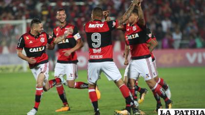 Buena ventaja de Flamengo sobre Mineiro en cuartos de final /as.com