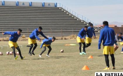 Los jugadores tendrán un viaje de ida y vuelta a Cochabamba en el día /LA PATRIA