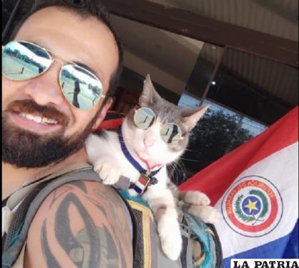 “Bella creación” paseó con su dueño por distintos lugares, principalmente de Sudamérica /FACEBOOK GALVIS