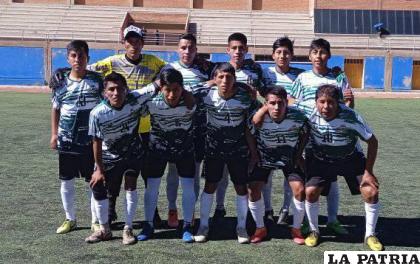 Caracollo FC tiene la chance de acercarse al líder /RR.SS.