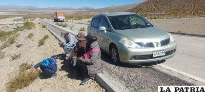 Los ocupantes quedaron varados tras lo ocurrido durante la madrugada /Cortesía