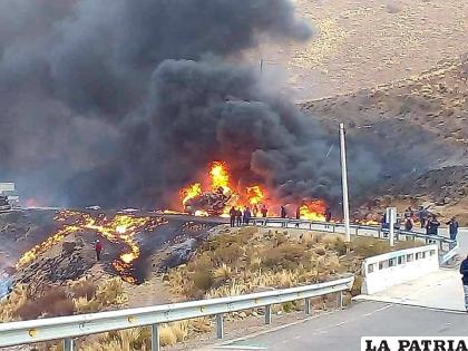 Una fuerte explosión se generó en la carretera /El Potosí