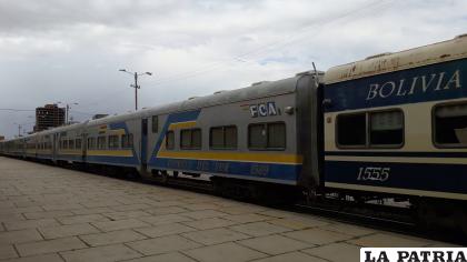 Vagones de tren fueron remplazados por ferrobuses desde el inicio de la pandemia /Denomades