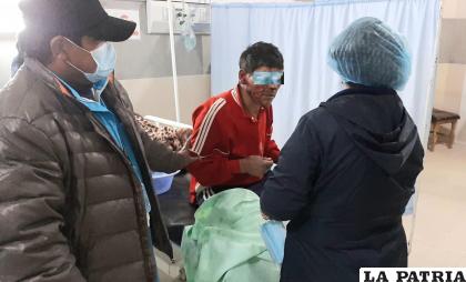 El afectado tenía una herida en la sien, siendo atendido luego de mucha insistencia /LA PATRIA