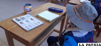 En muchos distritos volvieron a las aulas por falta de equipos tecnológicos y el internet /LA PATRIA