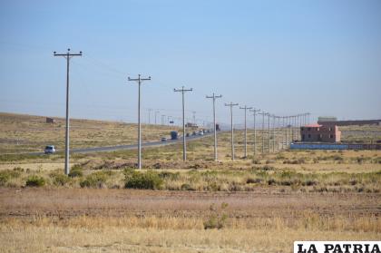 Las líneas se extendieron por la carretera hacia Potosí