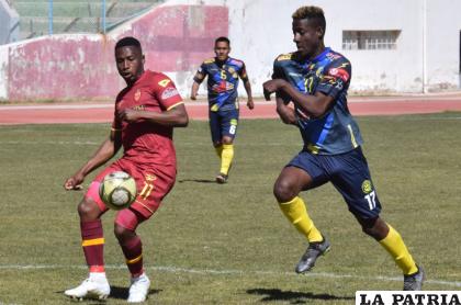 Thabiso Brown se convierte en pieza clave en la ofensiva de CDT Real Oruro /LA PATRIA