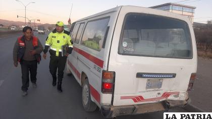 Tres pasajeros del minibús fueron auxiliados a una clínica 
/LA PATRIA
