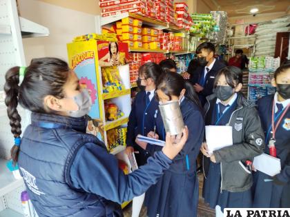 Capacitación a niños de la Unidad Educativa Marcos Beltrán Ávila /VDDUC