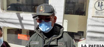 El coronel Navia informó sobre los operativos en la ciudad de Oruro /LA PATRIA