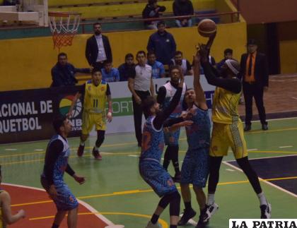 Victoria importante para el plantel azul y amarillo que representa a Oruro /LA PATRIA
