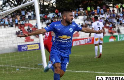 Doblete de Bruno Sávio para el triunfo de Bolívar en Santa Cruz 
/APG