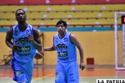 El plantel de CAN con la motivación de ganar recibe esta noche a Calero / LA PATRIA