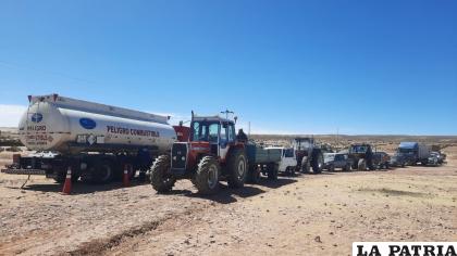 Productores de quinua se suministran de combustible /VDC