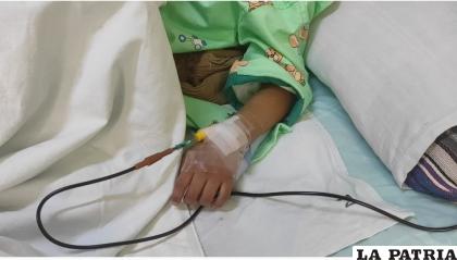 La niña de 7 años fue hospitalizada en el Hospital General / Defensoría